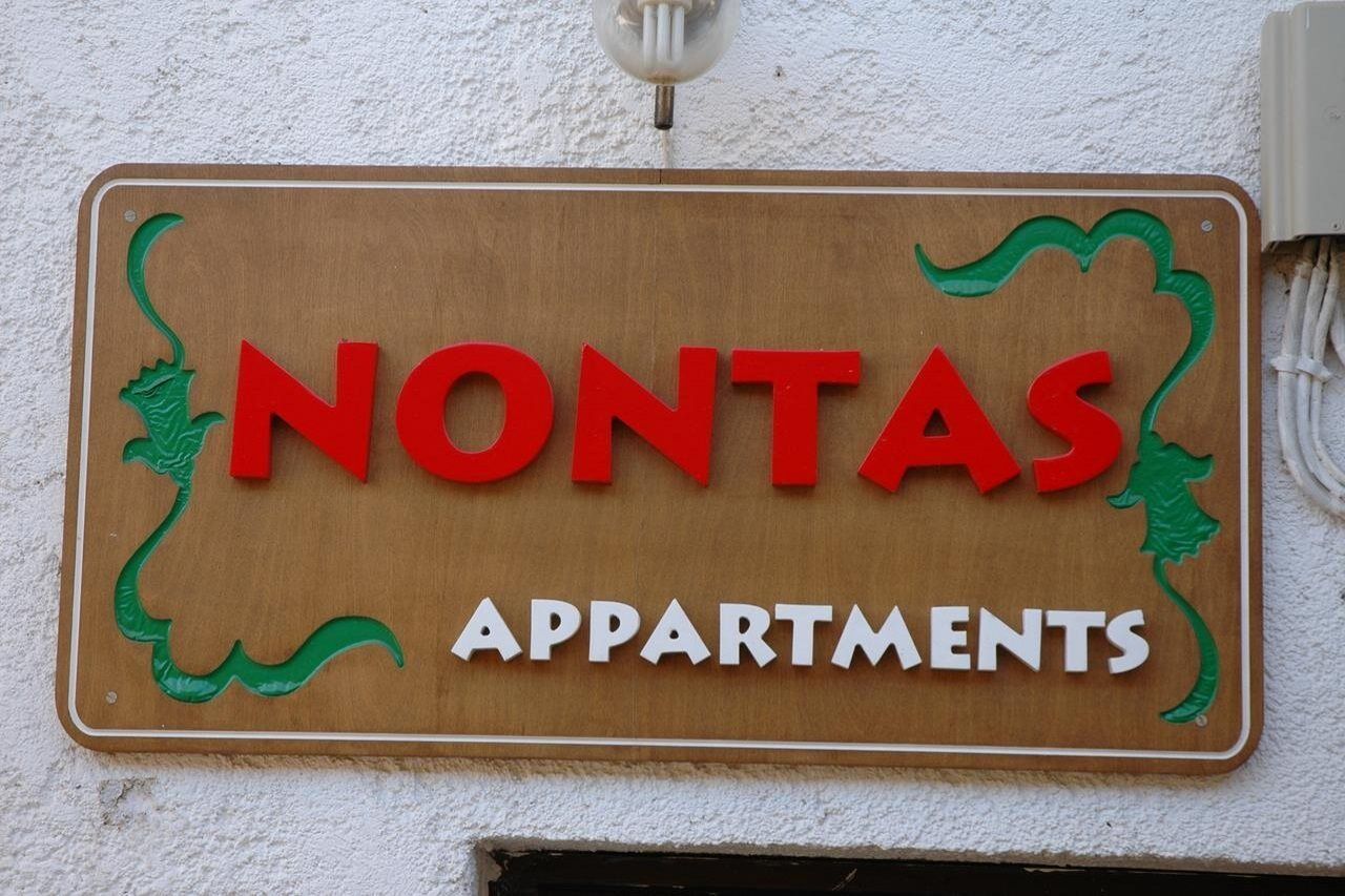 Nontas Apartments Hersonissos  Bagian luar foto